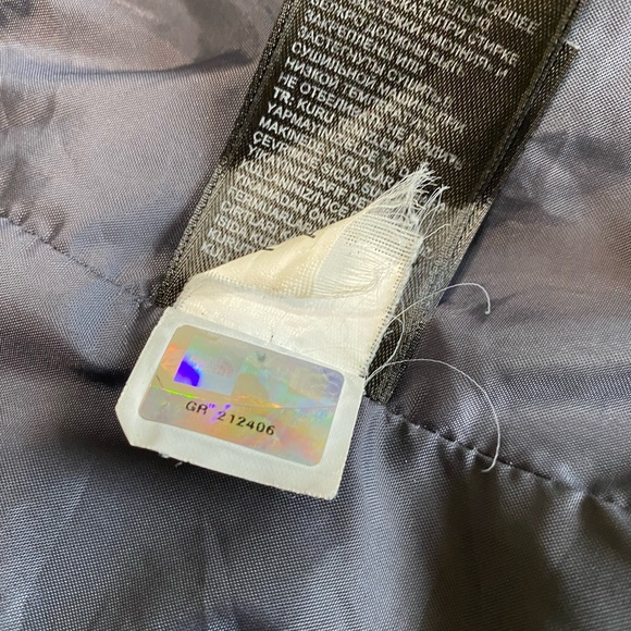 The North Face grey jacket - Picture 8 of 8